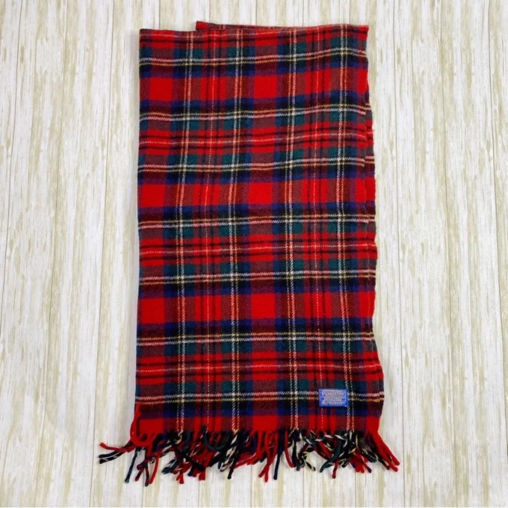 Pendleton Red Blue & Green Plaid 100% Wool Fringe Blanket